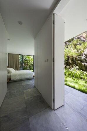 4 habitaciones, escritorio, tabla de planchar con plancha y wifi 