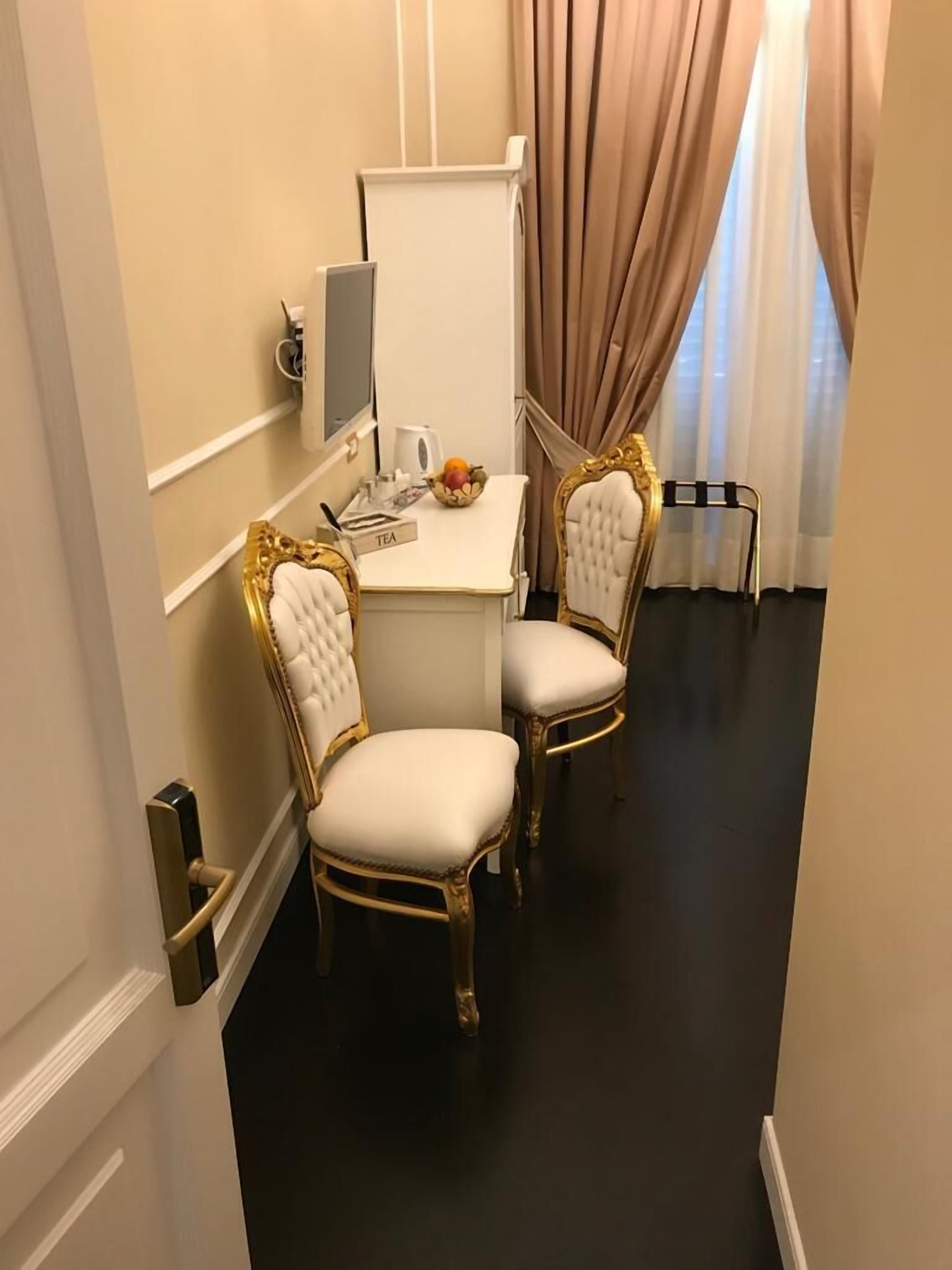 Photo - B&B Kingsman