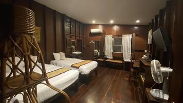 Standard Triple Room | Free WiFi