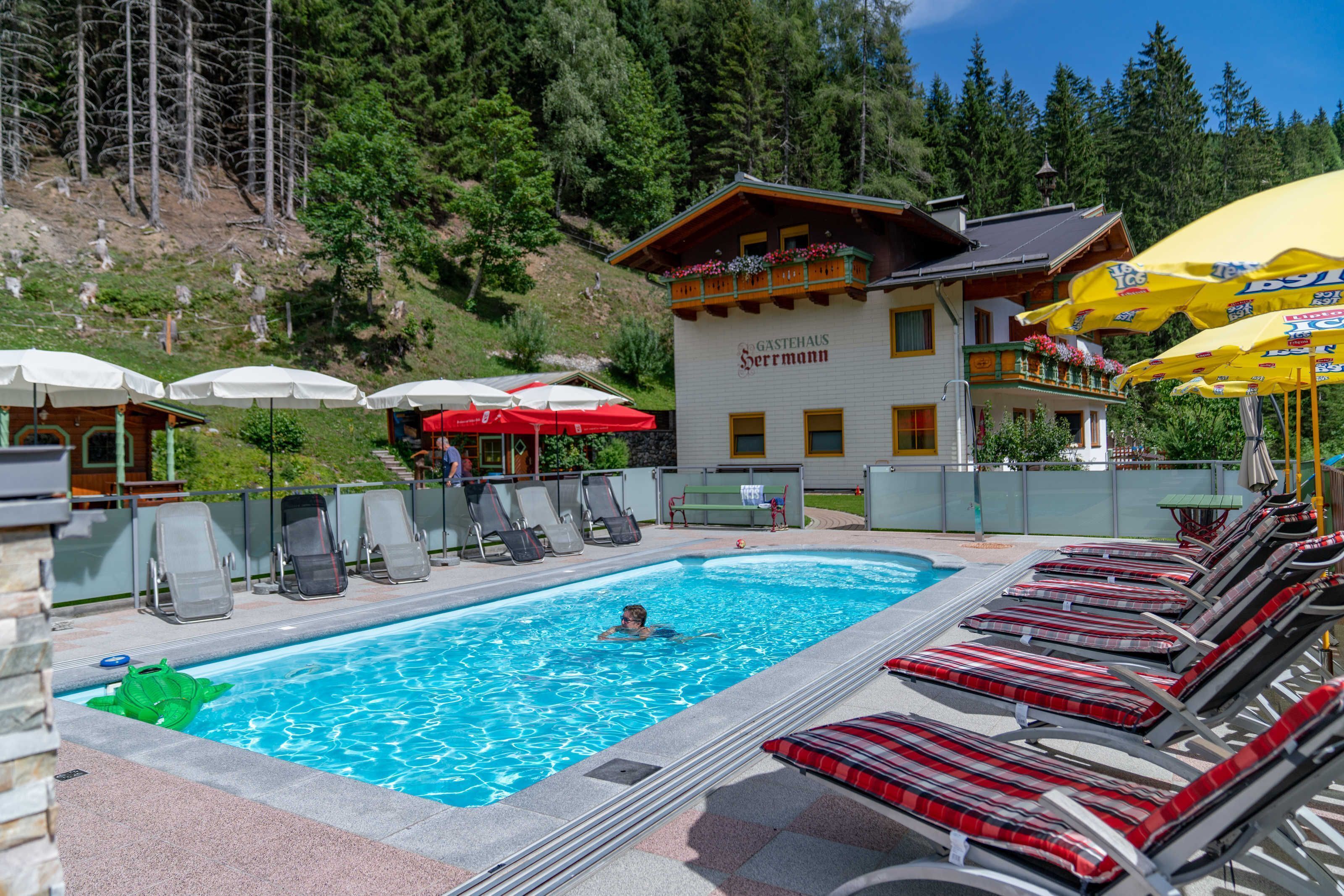 Et oppvarmet basseng