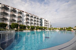 Front of property - Luna Beach Hotel & Spa (Marmaris)