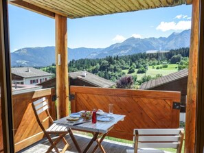 Outdoor dining - Girun Eder by Interhome (Flims)