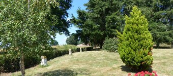 Renovated holiday home with garden in Cressanges