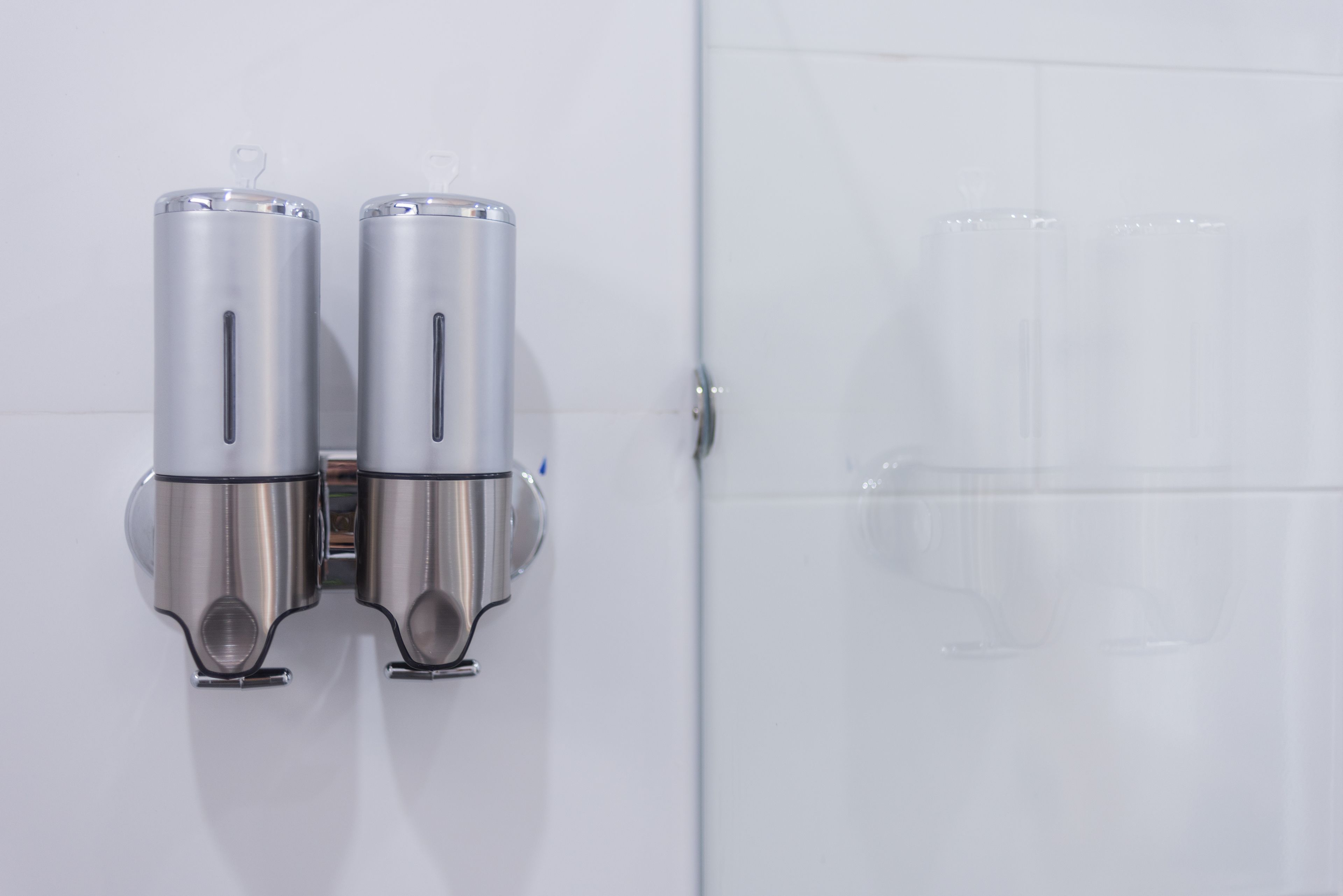 superior studio | desk, laptop workspace, free wifi, bed sheets