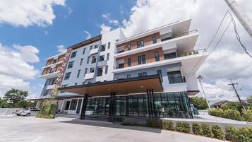 ด้านหน้าที่พัก