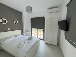 Comfort Apartment, 1 Double Bed with Sofa bed, Sea View - La Casa Al Mare Apart Hotel (Kassandra)