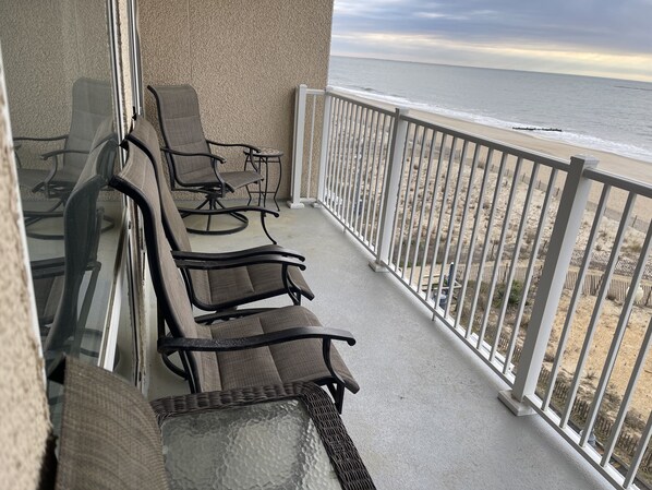 Property grounds - OCEAN FRONT CONDO. ENJOY YOUR MORNING COFFEE SITTING ON YOUR PRIVATE BALCONY WATCHING THE SUNRISE. (Rehoboth Beach)