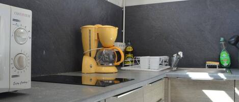 Fridge, microwave, coffee/tea maker