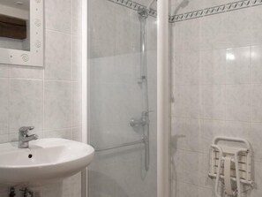 Bathroom - Cottage with large garden and terrace in Cressanges (Cressanges)