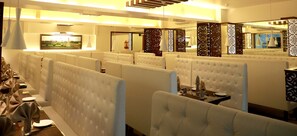 Restaurant - Hotel Lords Mumbai (Mumbai)