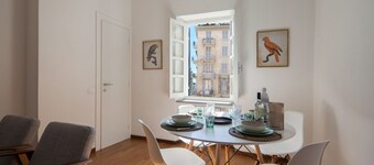 Vicolo Apartment: 2BDR, 2,5BTH, AC, Free Parking 600m walk, 10' ferry and trains