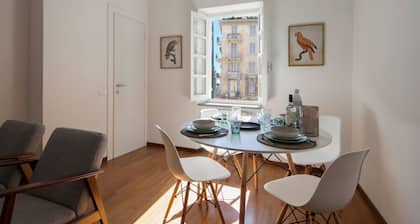 Vicolo Apartment: 2BDR, 2,5BTH, AC, Free Parking 600m walk, 10' ferry and trains