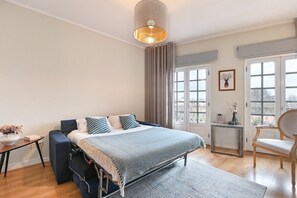 1 bedroom, iron/ironing board, Internet, bed sheets