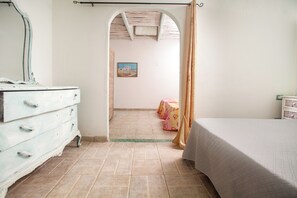 3 室のベッドルーム、WiFi、ベッドシーツ