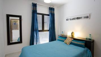 4 dormitorios, tabla de planchar con plancha, wifi y ropa de cama