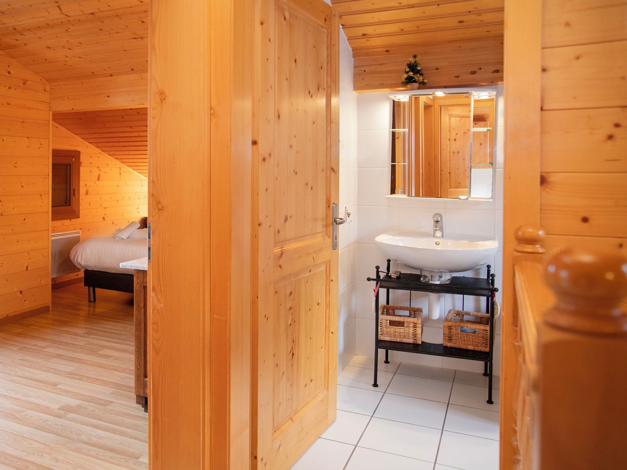 3 Schlafzimmer, Bügeleisen/Bügelbrett, kostenloses Internet