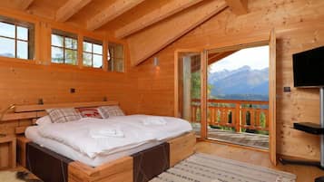 4 Schlafzimmer, Schreibtisch, kostenloses Internet