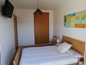 3 chambres, fer et planche à repasser, Wi-Fi