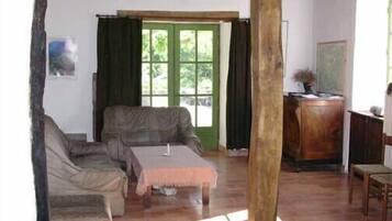 Televisio, pöytätennispöytä