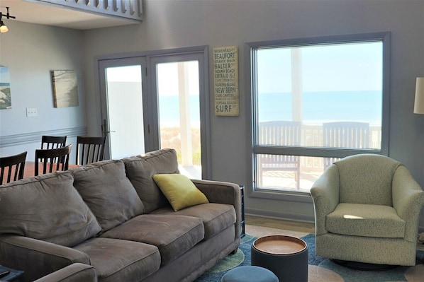 Smart TV - Quarter Deck West: Where the Beach is Your Backyard (Emerald Isle)