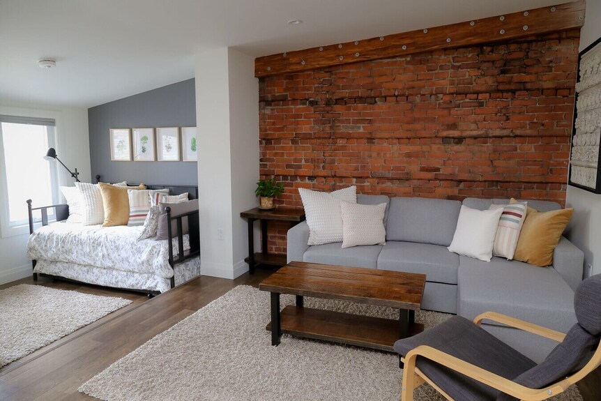 Debonaire Suites - 202 Alcove, City Centre Stratford. Suite Moderna Del Centro. - Stratford, Canadá