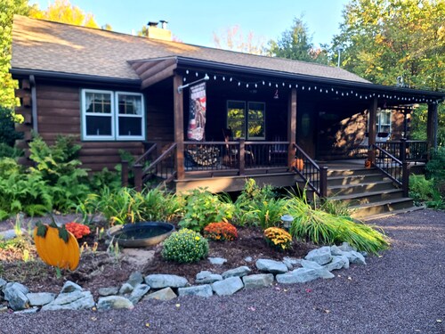 Welcome to Nickey’s Nest – A relaxing mountain retreat