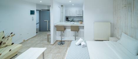 2 habitaciones, tabla de planchar con plancha y wifi gratis