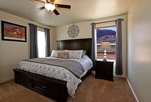 2 Schlafzimmer, Schreibtisch, Bügeleisen/Bügelbrett, kostenloses WLAN