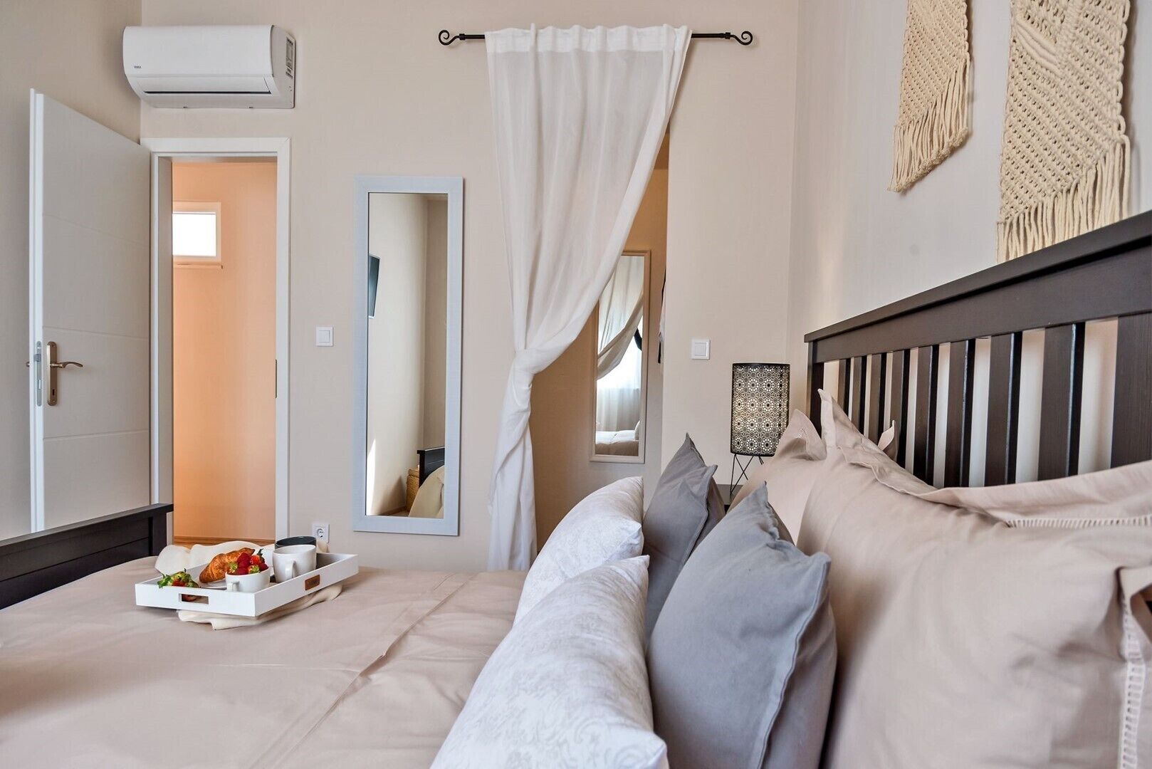 4 camere, ferro/asse da stiro, Wi-Fi, lenzuola