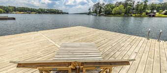Island Creek Getaway + Party Pad med nydelig Lake & Sunset Views!