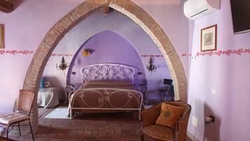 Suite Luxury | Copriletto in piuma, materassi in memory foam, con stile personalizzato