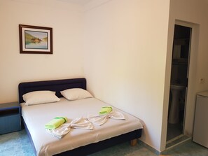 1 室のベッドルーム、WiFi