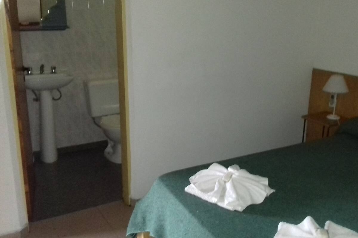 Double Room, Multiple Beds, Non Smoking | Bettwäsche aus ägyptischer Baumwolle, hochwertige Bettwaren