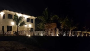 Unclassified image, 4 of 10, button - Magic Winds Kite House (Itarema)