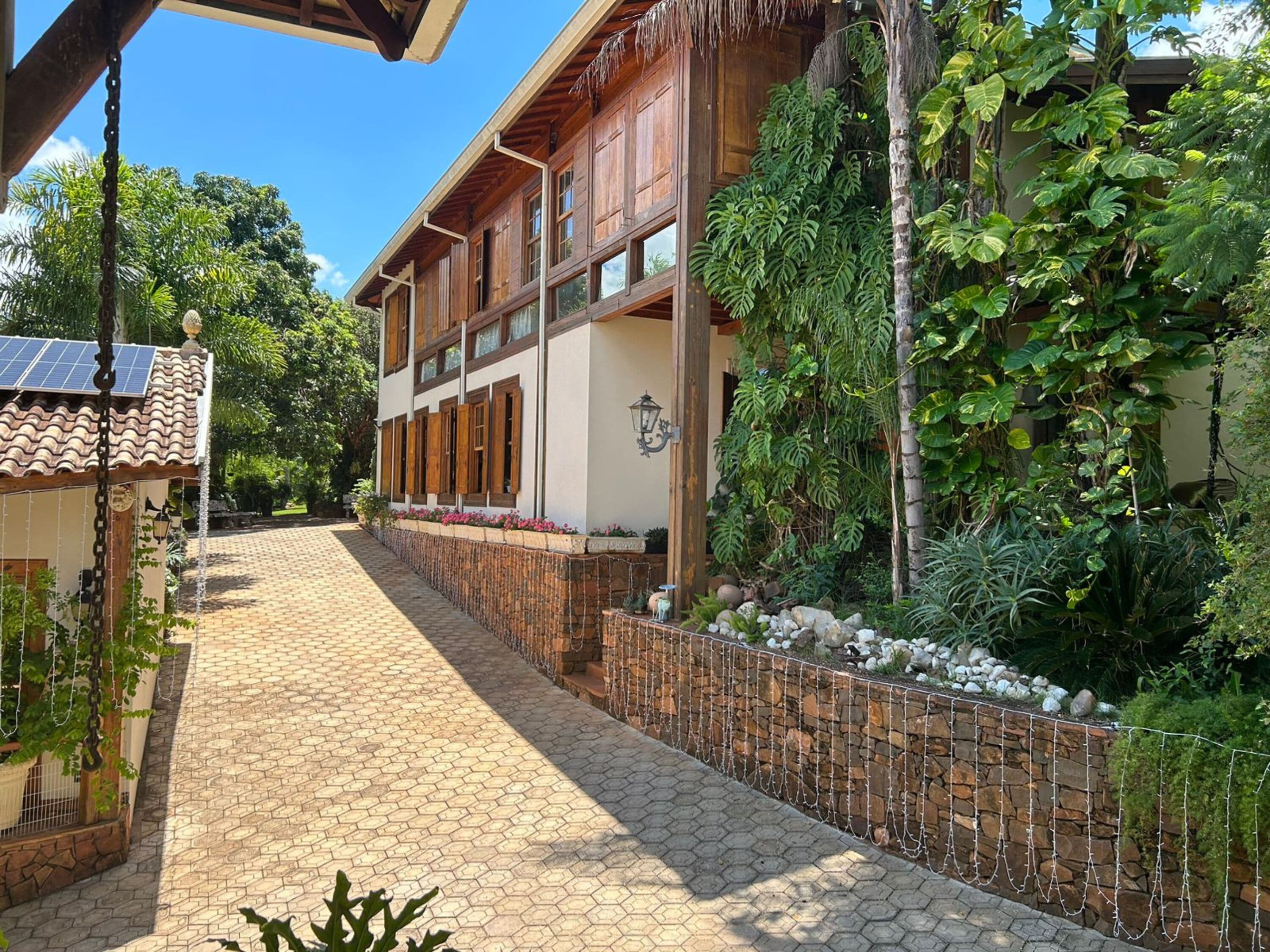 Fachada da propriedade