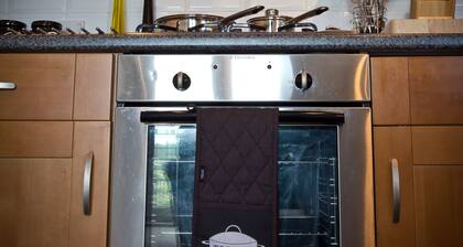 The Lindley Suite - Simple2let Serviced Apartments