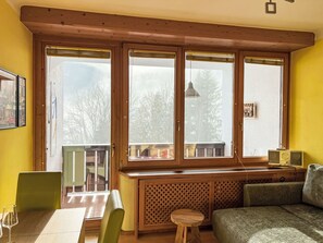 Flat-screen TV, DVD player - Sunshine Top 12 by Interhome (Zell am See)