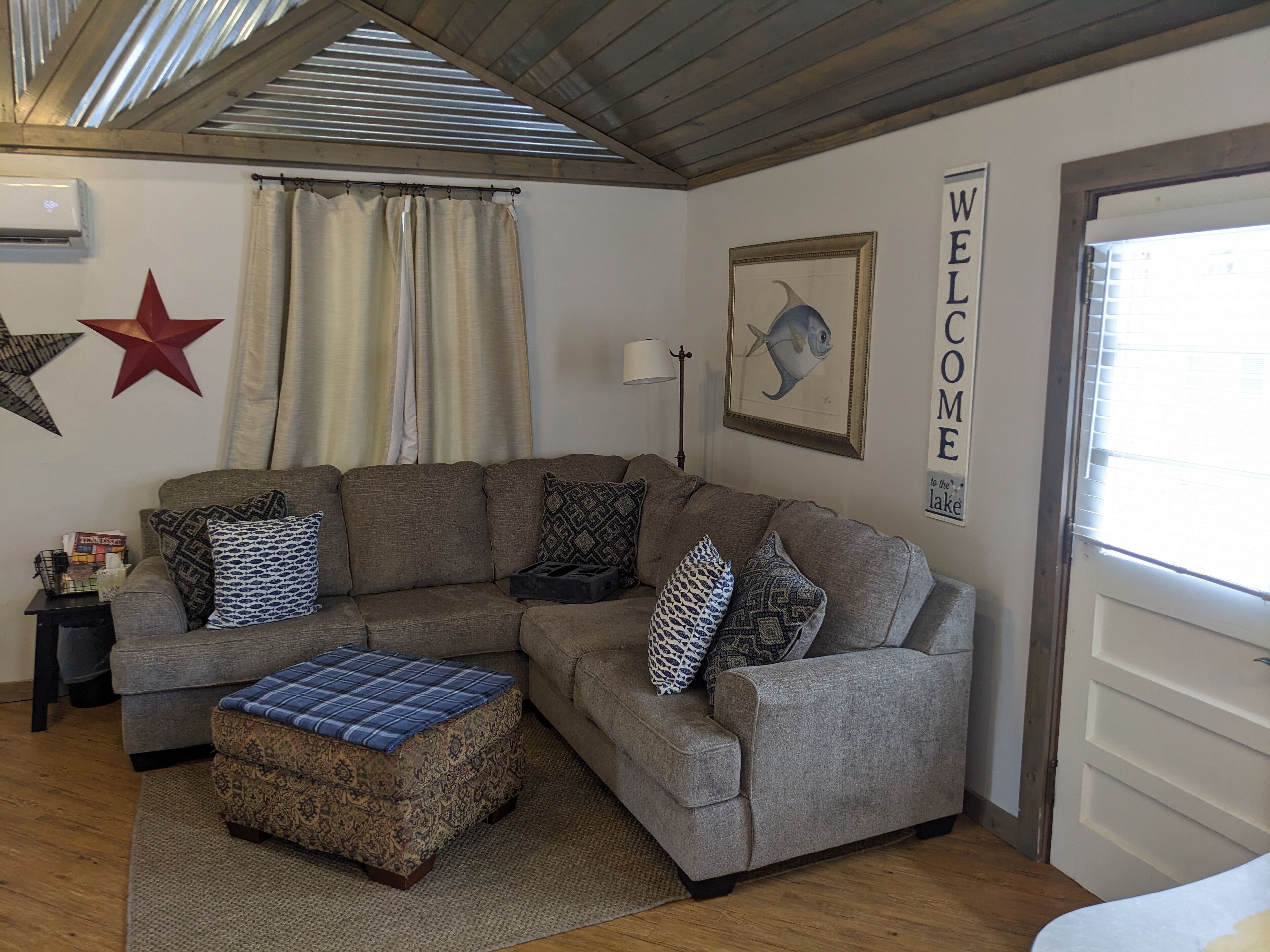 Smart TV, DVD player