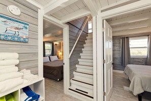 4 chambres, bureau, fer et planche à repasser, Wi-Fi gratuit