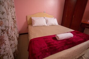 3 Schlafzimmer, Bügeleisen/Bügelbrett, WLAN, Bettwäsche