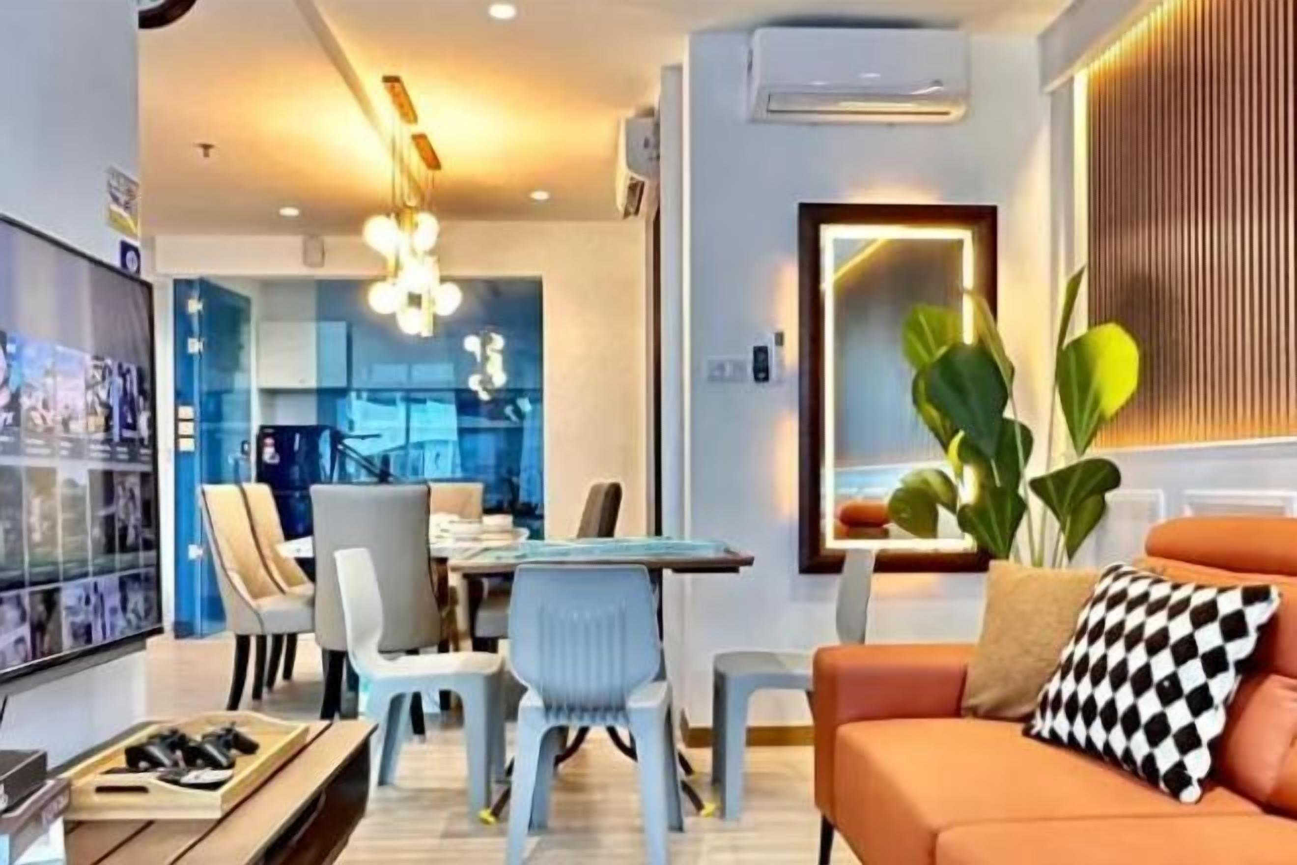 Living area | Flat-screen TV