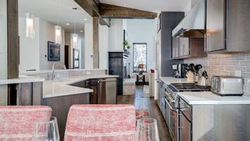 Fridge, microwave, oven, dishwasher