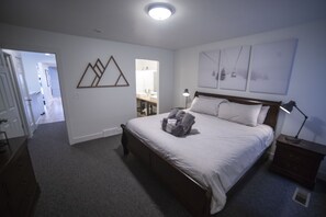 5 slaapkamers, een strijkplank/strijkijzer, gratis wifi, beddengoed