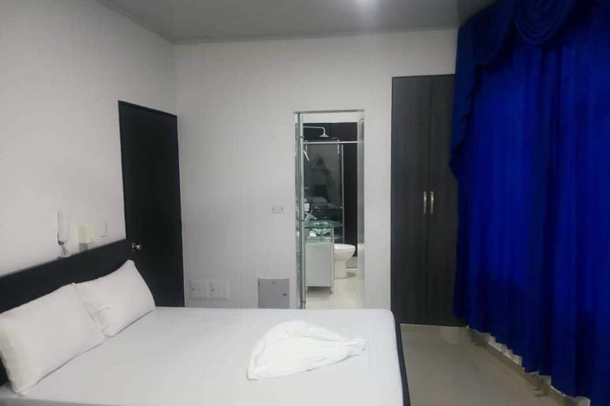 Blackout drapes, WiFi (free)