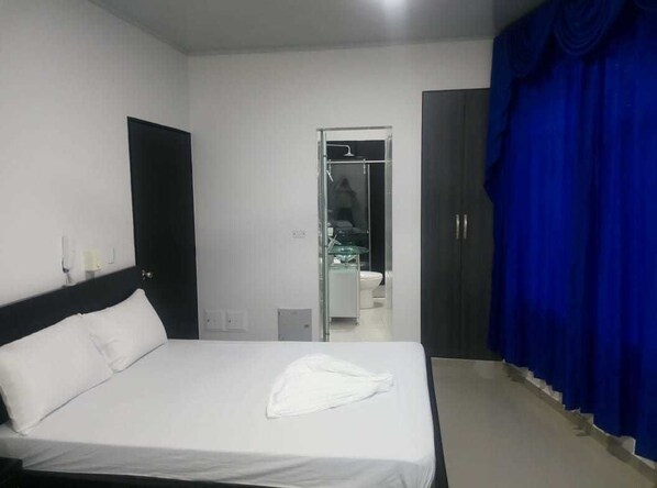 Blackout drapes, free WiFi - Perla Azul (Girardot)