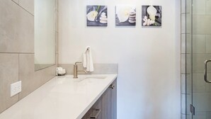 Hair dryer, towels - Penthouse At The Peaks 751 (Mountain Village)