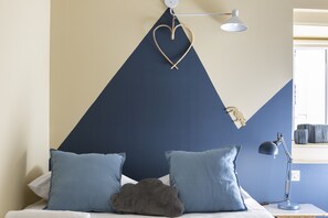 1 bedroom, soundproofing, iron/ironing board, free WiFi