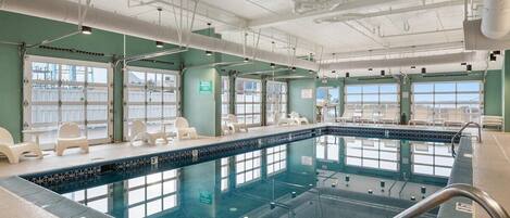 Alberca techada y alberca climatizada