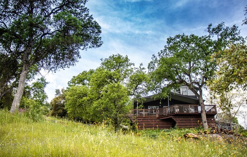 Alta Peak House~ Outdoor Pool; Private EV Outlet; Close to SNP entry