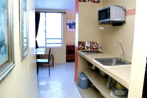 Fridge, microwave, coffee/tea maker, blender - PRIVATE ROOM, HIGH FLOOR, BEAUTIFUL VIEW, IN FRONT OF THE BEACH (Cartagena)